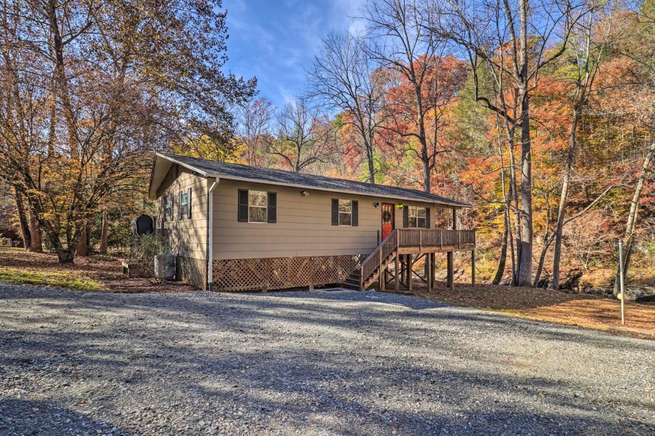 Вилла Creekside Retreat With Deck, 18 Miles To Wolf Ridge Weaverville Экстерьер фото